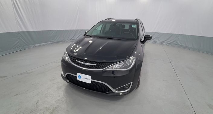 Thumbnail: 2017 Chrysler Pacifica - 1