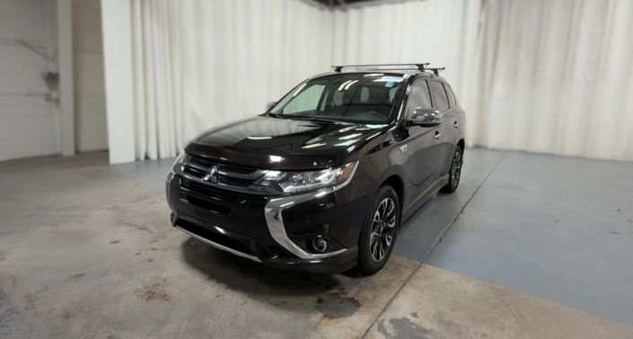 Thumbnail: 2018 Mitsubishi Outlander - 1