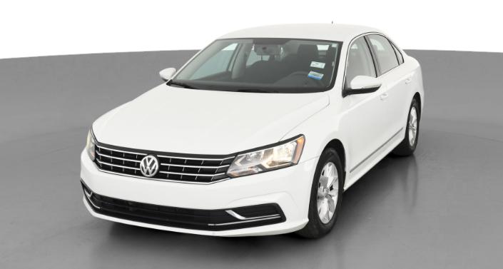 Thumbnail: 2017 Volkswagen Passat - 1