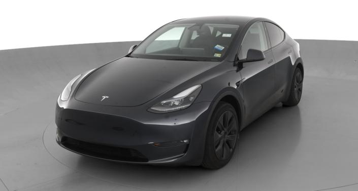 2024 Tesla Model Y Long Range Hero Image