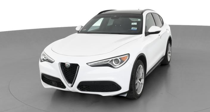Thumbnail: 2018 Alfa Romeo Stelvio - 1