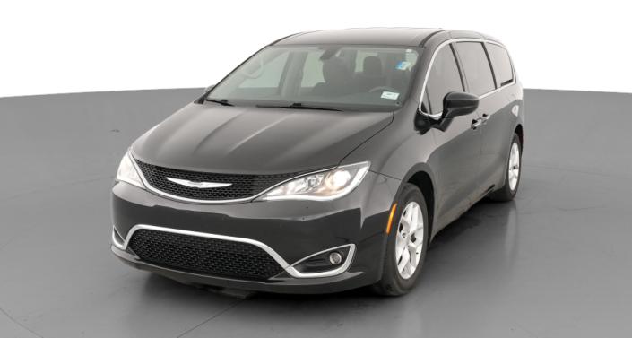 Thumbnail: 2018 Chrysler Pacifica - 1