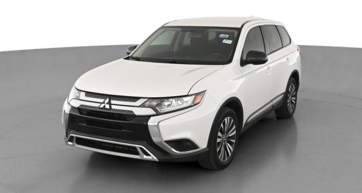 Thumbnail: 2020 Mitsubishi Outlander - 1