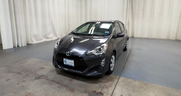 Thumbnail: 2016 Toyota Prius c - 1
