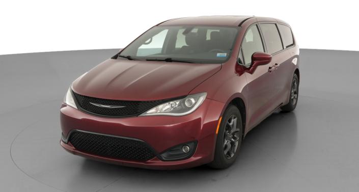 Thumbnail: 2018 Chrysler Pacifica - 1