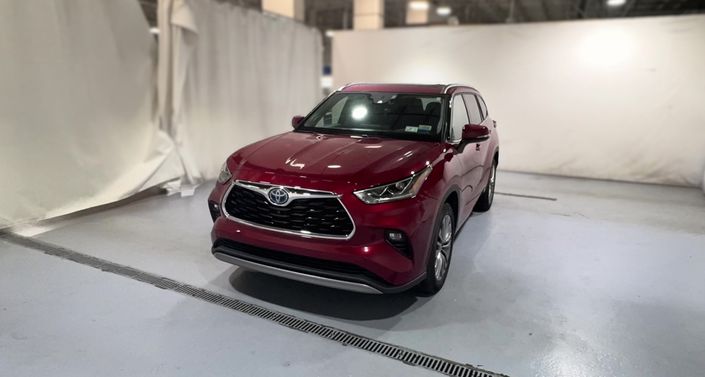 Thumbnail: 2022 Toyota Highlander - 1