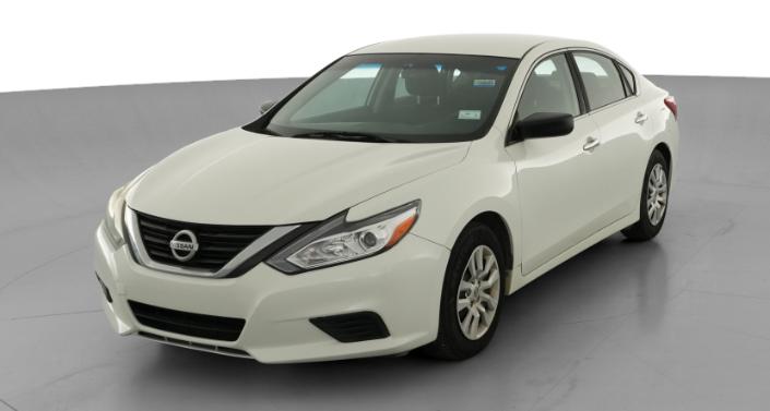 Thumbnail: 2016 Nissan Altima - 1