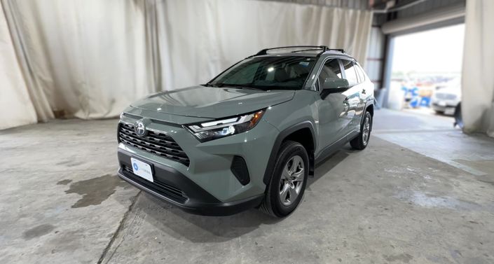 2022 Toyota RAV4 XLE Hero Image