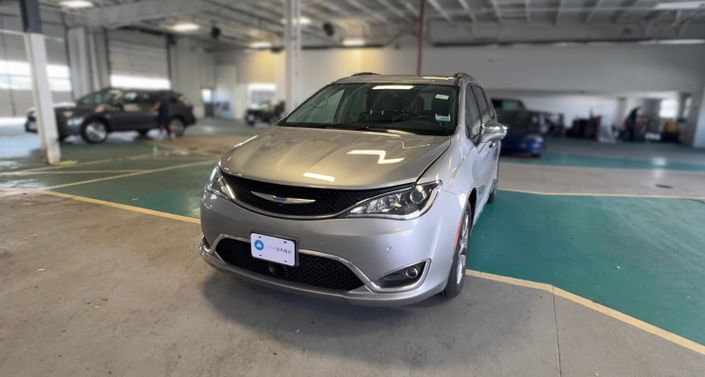 Thumbnail: 2019 Chrysler Pacifica - 1