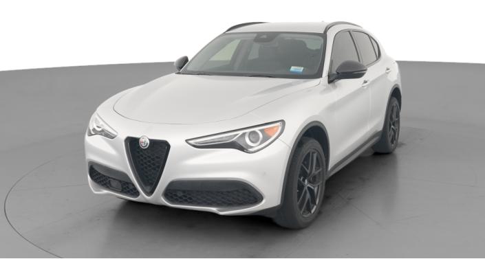 Thumbnail: 2020 Alfa Romeo Stelvio - 1