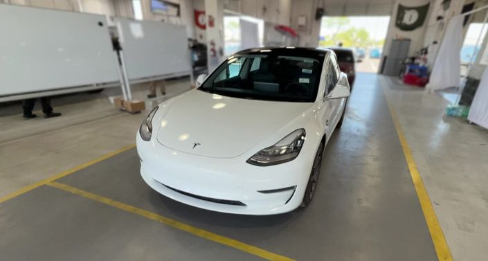 Thumbnail: 2020 Tesla Model 3 - 1