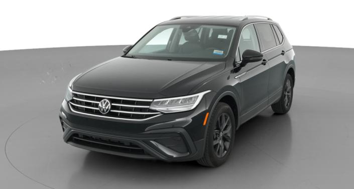 Thumbnail: 2022 Volkswagen Tiguan - 1