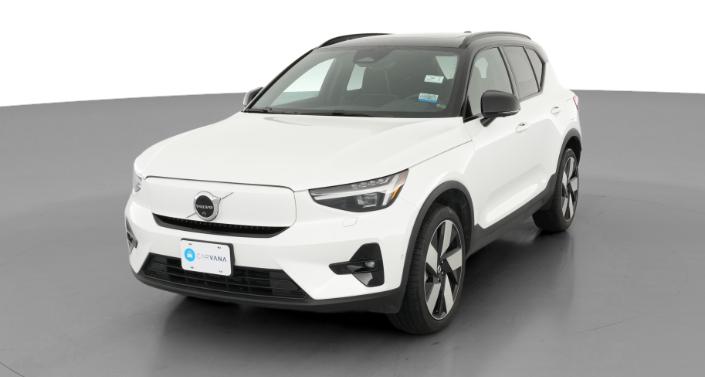Thumbnail: 2023 Volvo XC40 - 1