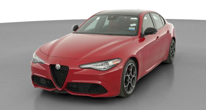 Thumbnail: 2022 Alfa Romeo Giulia - 1