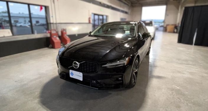 Thumbnail: 2025 Volvo S60 - 1