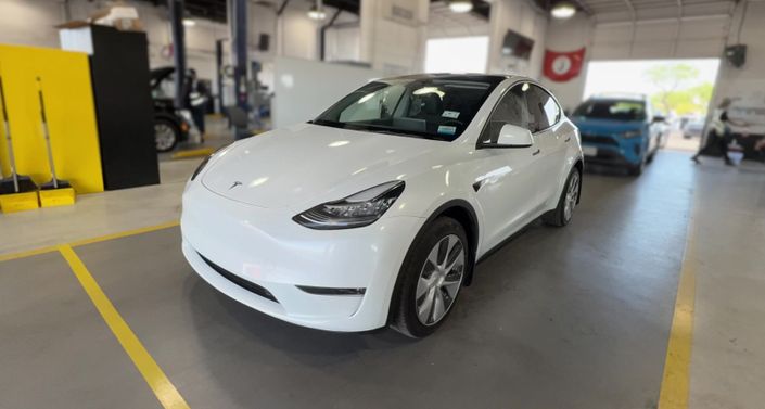 Thumbnail: 2023 Tesla Model Y - 1