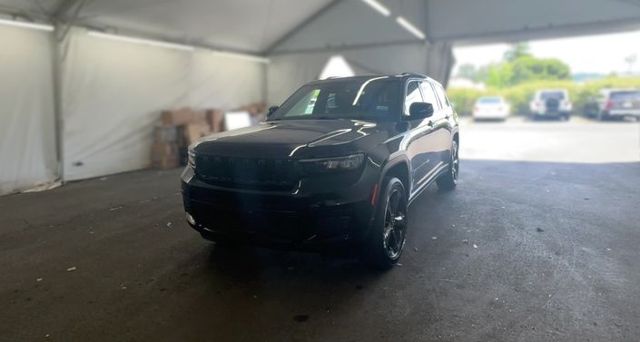 Thumbnail: 2023 Jeep Grand Cherokee L - 1