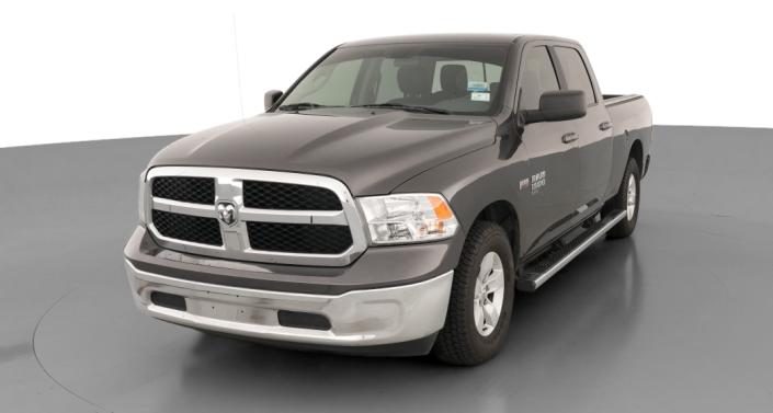 Thumbnail: 2020 RAM 1500 Classic - 1