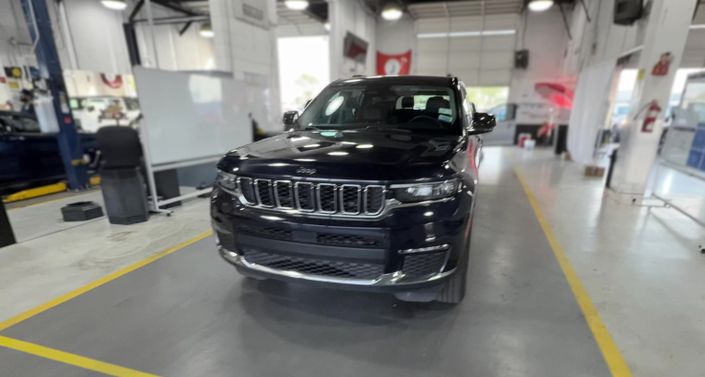 Thumbnail: 2023 Jeep Grand Cherokee L - 1
