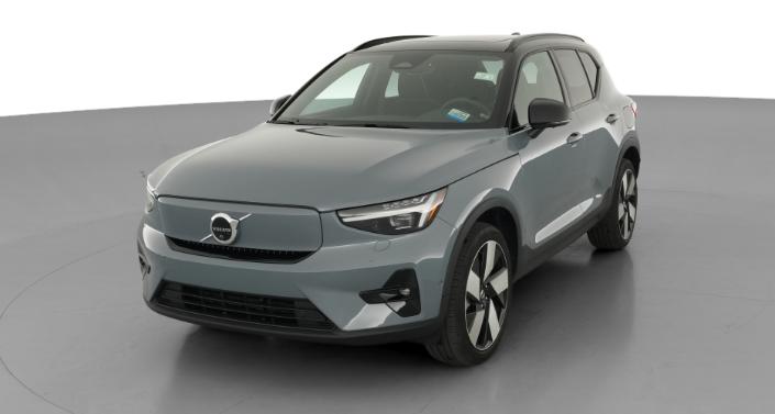 Thumbnail: 2023 Volvo XC40 - 1