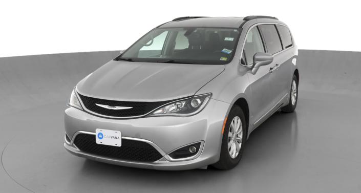 Thumbnail: 2017 Chrysler Pacifica - 1