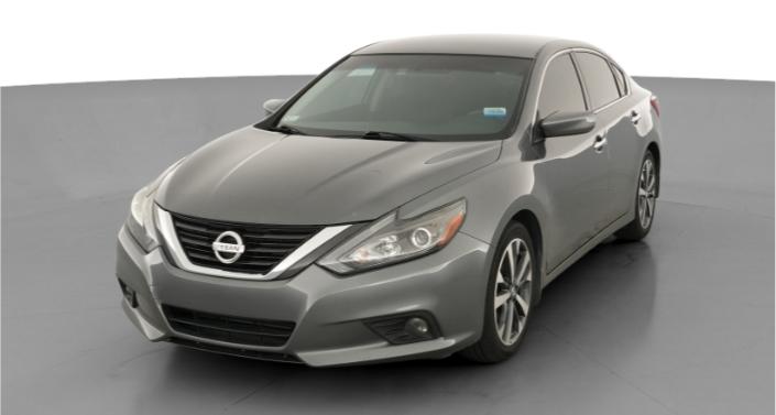 Thumbnail: 2017 Nissan Altima - 1