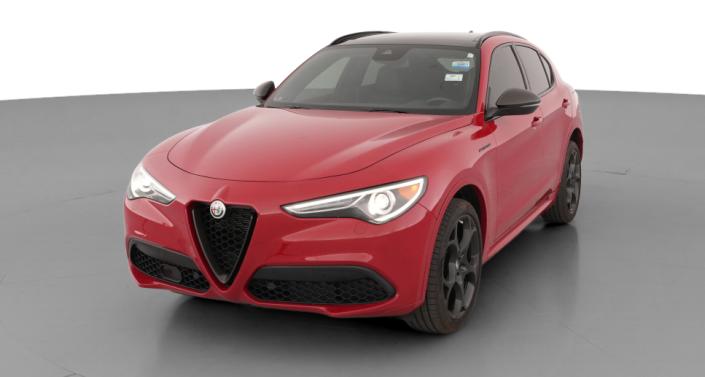 Thumbnail: 2023 Alfa Romeo Stelvio - 1