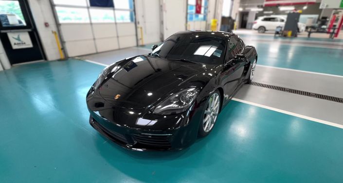 Thumbnail: 2019 Porsche 718 Cayman - 1
