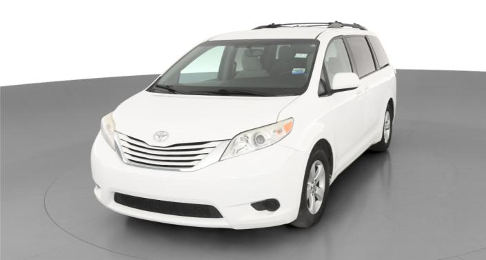 Thumbnail: 2017 Toyota Sienna - 1