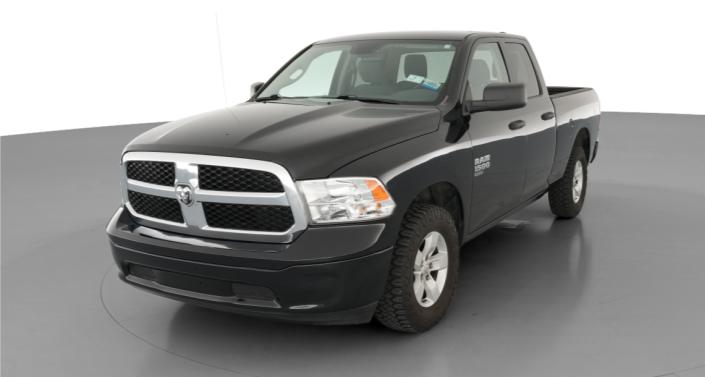 Thumbnail: 2019 RAM 1500 Classic - 1