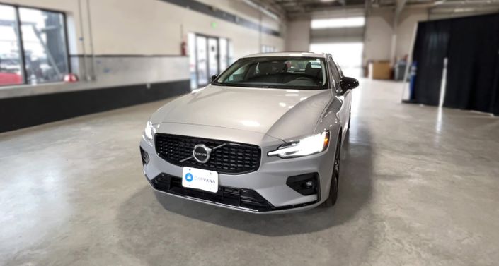 Thumbnail: 2025 Volvo S60 - 1