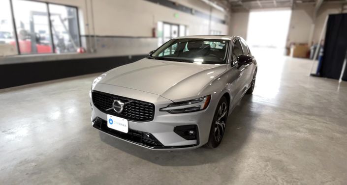 Thumbnail: 2025 Volvo S60 - 1