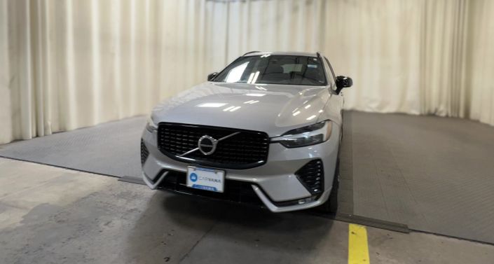Thumbnail: 2022 Volvo XC60 - 1