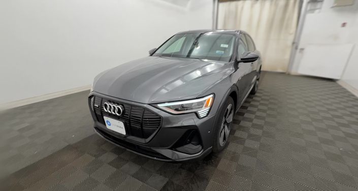 Thumbnail: 2021 Audi e-tron S - 1