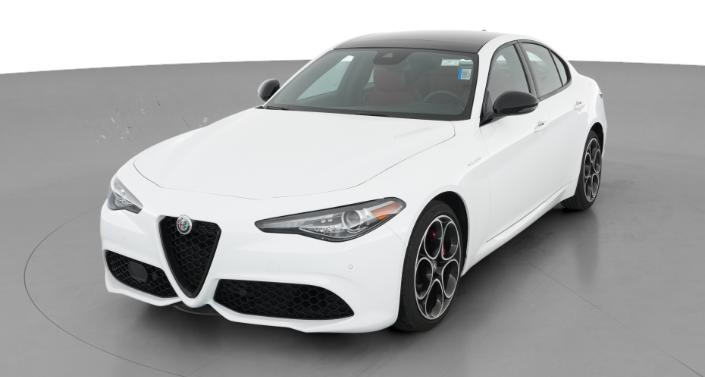 Thumbnail: 2023 Alfa Romeo Giulia - 1