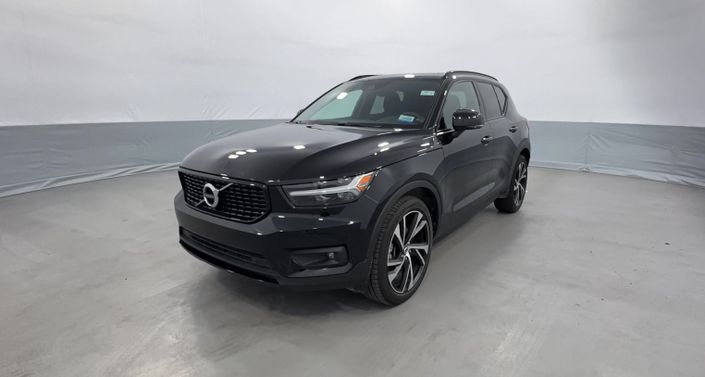 Thumbnail: 2022 Volvo XC40 - 1