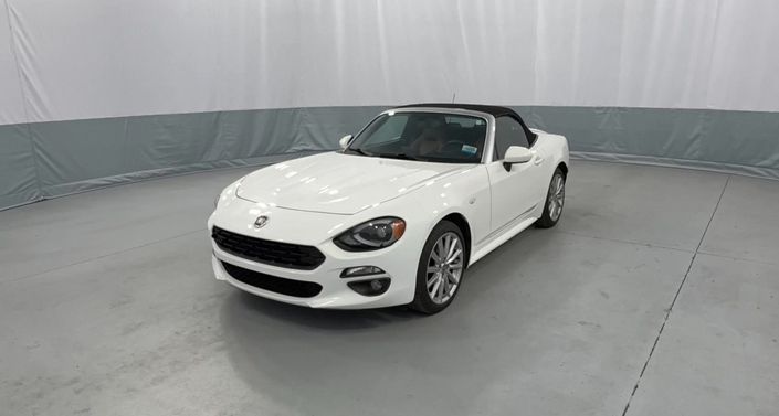 Thumbnail: 2020 Fiat 124 Spider - 1