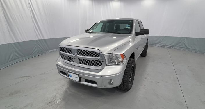 Thumbnail: 2019 RAM 1500 Classic - 1