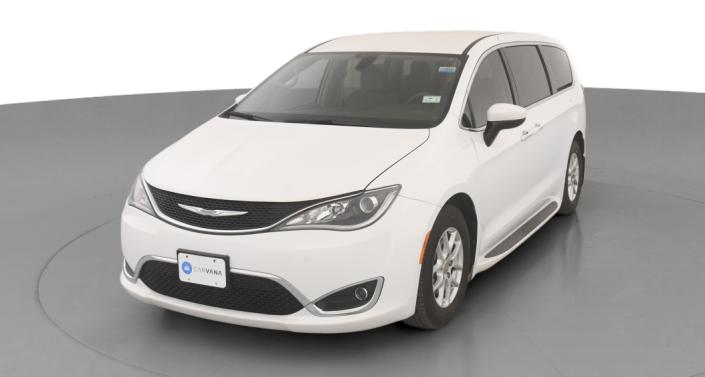 Thumbnail: 2017 Chrysler Pacifica - 1