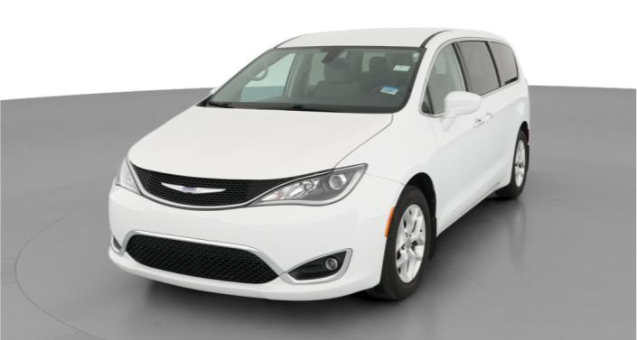 Thumbnail: 2018 Chrysler Pacifica - 1