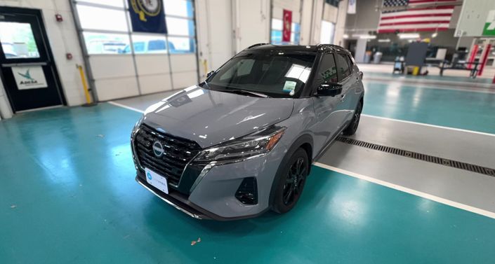Thumbnail: 2023 Nissan Kicks - 1