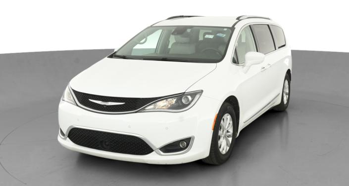 Thumbnail: 2018 Chrysler Pacifica - 1