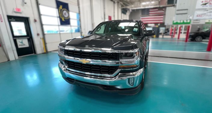 Thumbnail: 2019 Chevrolet Silverado 1500 - 1