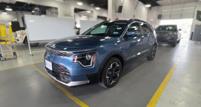 Thumbnail: 2024 Kia Niro - 1