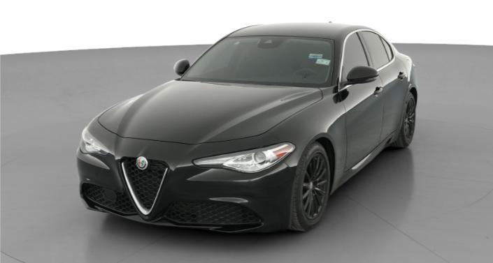 Thumbnail: 2021 Alfa Romeo Giulia - 1