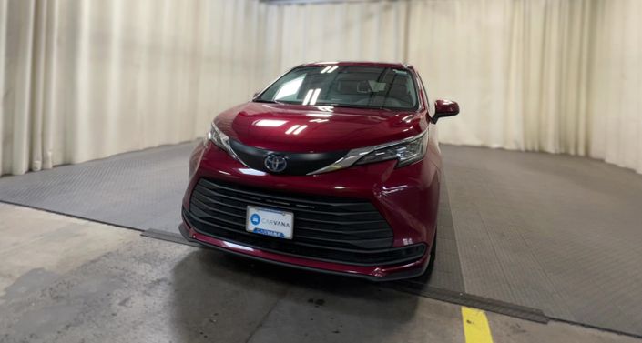 Thumbnail: 2023 Toyota Sienna - 1