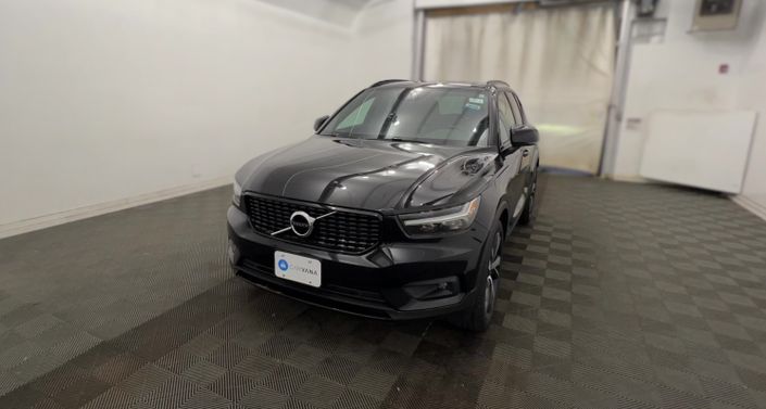 Thumbnail: 2021 Volvo XC40 - 1