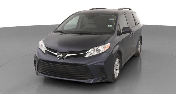 Thumbnail: 2018 Toyota Sienna - 1
