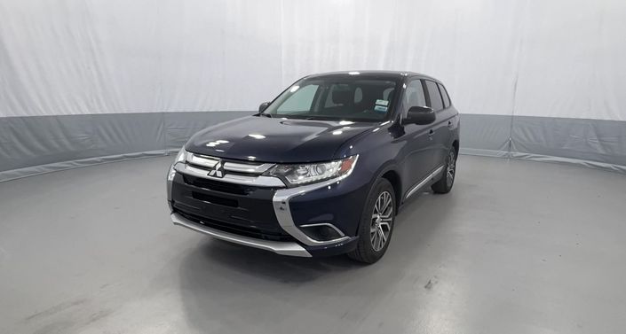 Thumbnail: 2017 Mitsubishi Outlander - 1