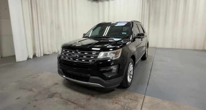 Thumbnail: 2016 Ford Explorer - 1